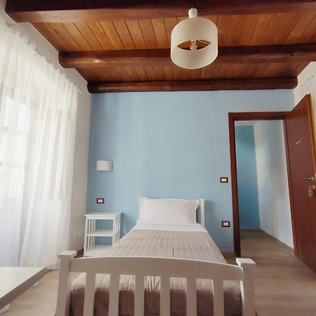 Donna Raffaela Bed & Breakfast Tertenìa Exterior foto