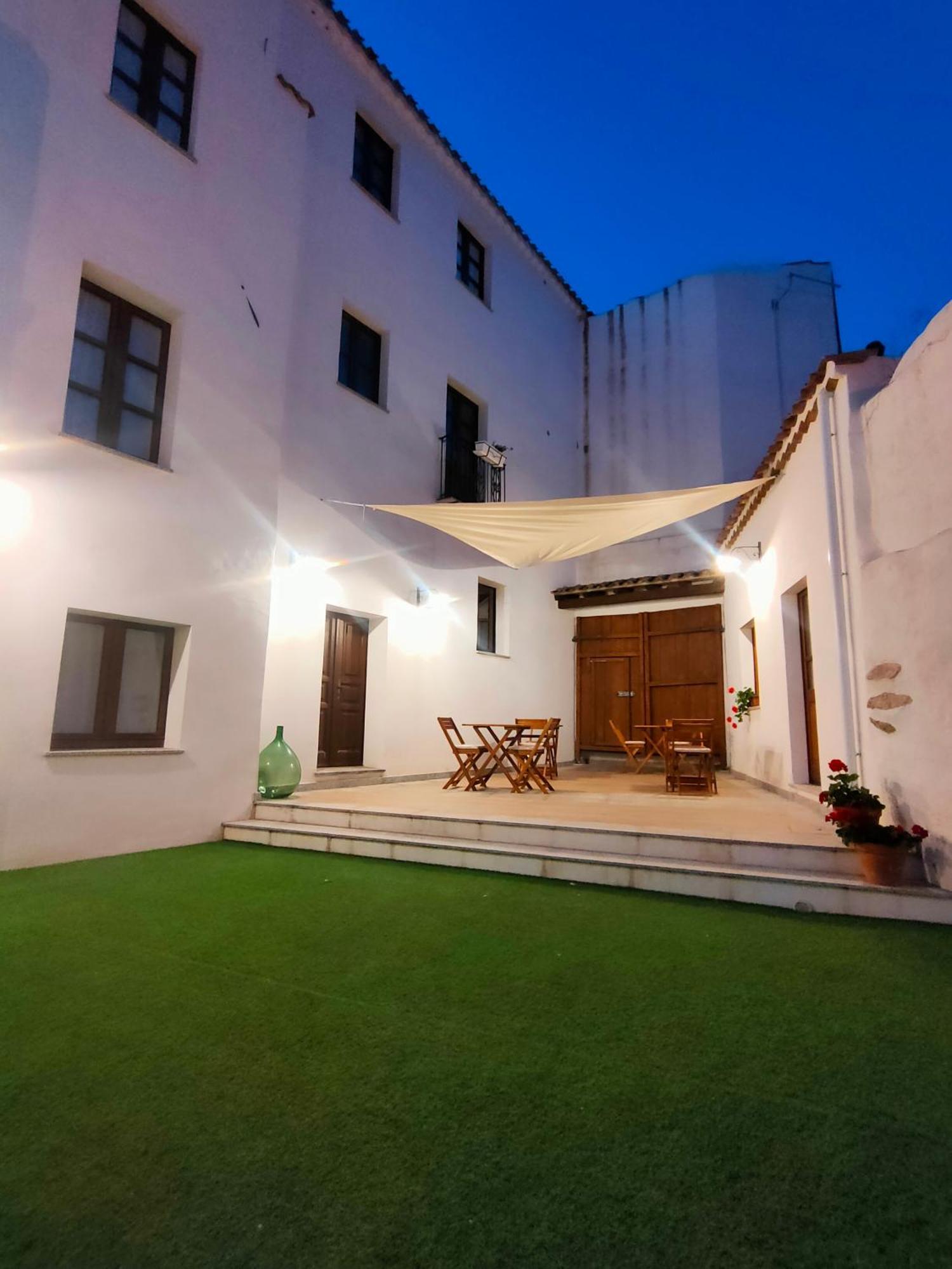 Donna Raffaela Bed & Breakfast Tertenìa Exterior foto